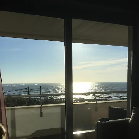 Encantador, Com Piscina E Vista Mar - Ocean View Виана-ду-Каштелу