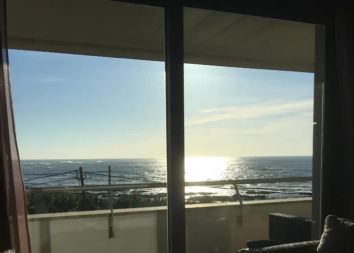 Encantador, Com Piscina E Vista Mar - Ocean View 维亚纳堡