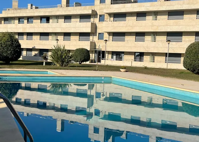 Encantador, Com Piscina E Vista Mar - Ocean View 维亚纳堡